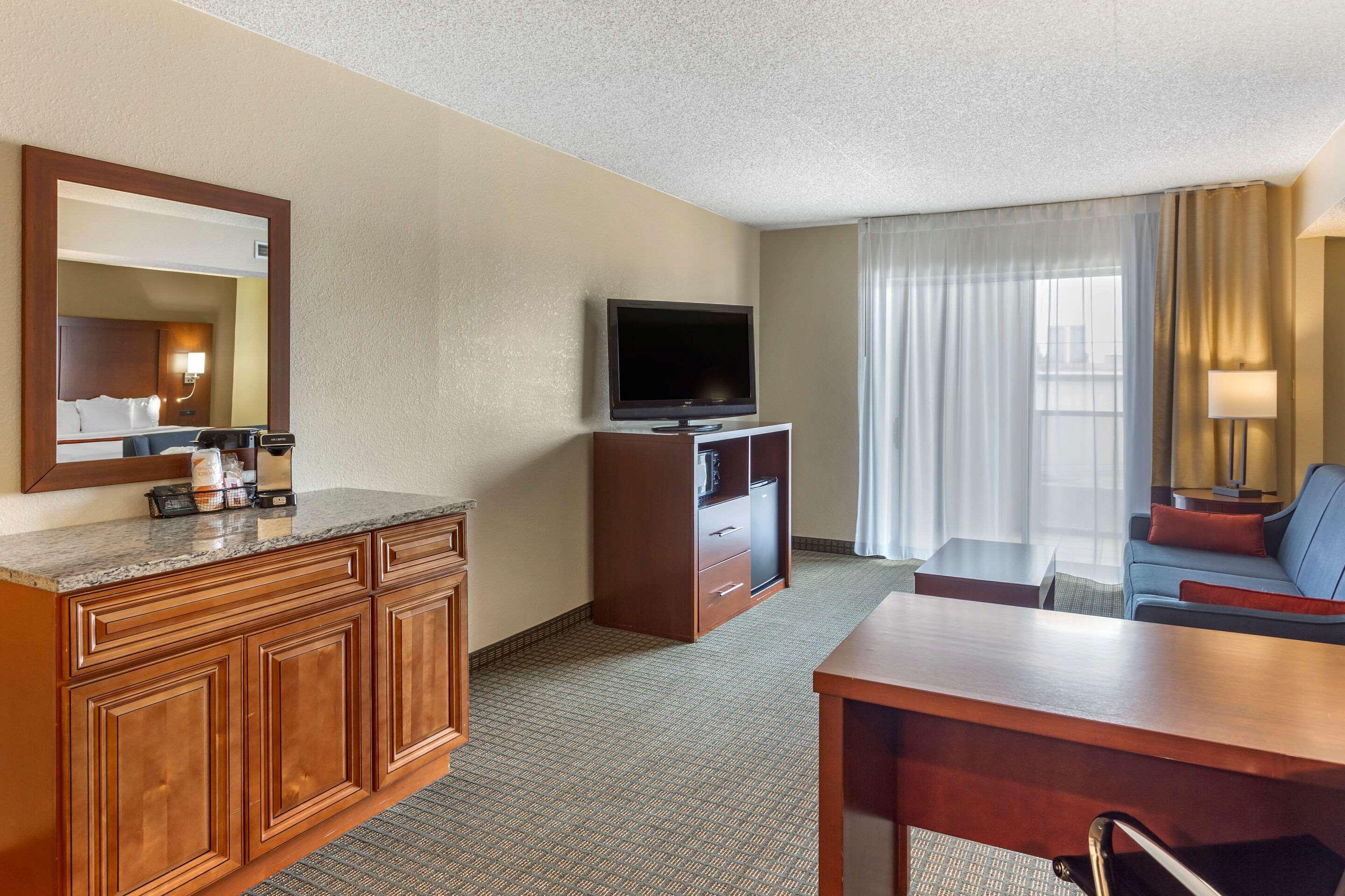 Comfort Inn & Suites Rochelle - Dekalb Dış mekan fotoğraf